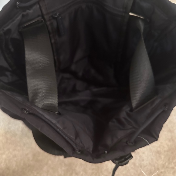 NWT BEYOND YOGA Convertible Gym Bag - Picture 9 of 9
